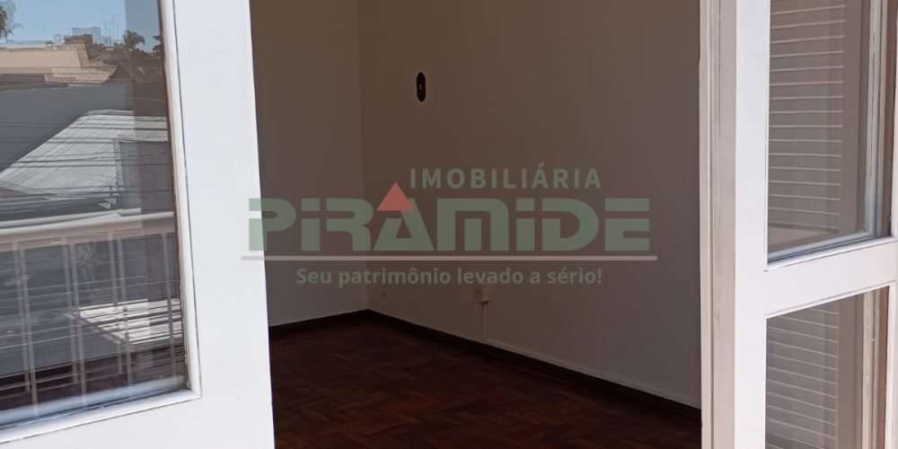 WhatsApp Image 2025-10-21 at 14.32.42 (1)